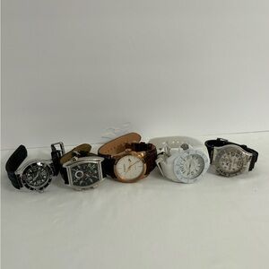 A Set of 5 watches